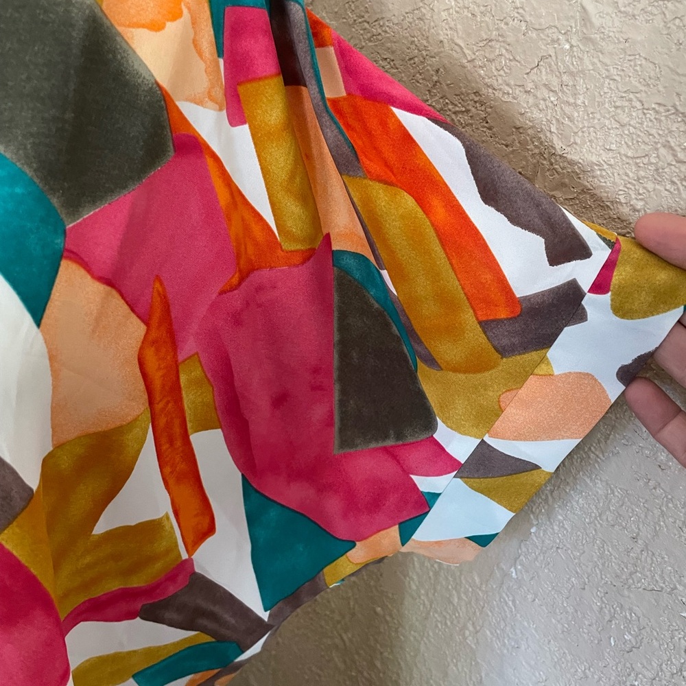 Colorful Abstract Top - Picture 3 of 4